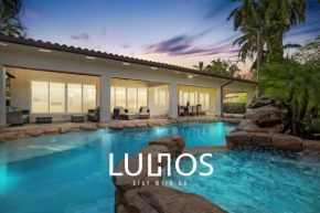 TropiCasa Paradise Near Beach-Downtown with Heated pool Mini Golf & BBQ L22